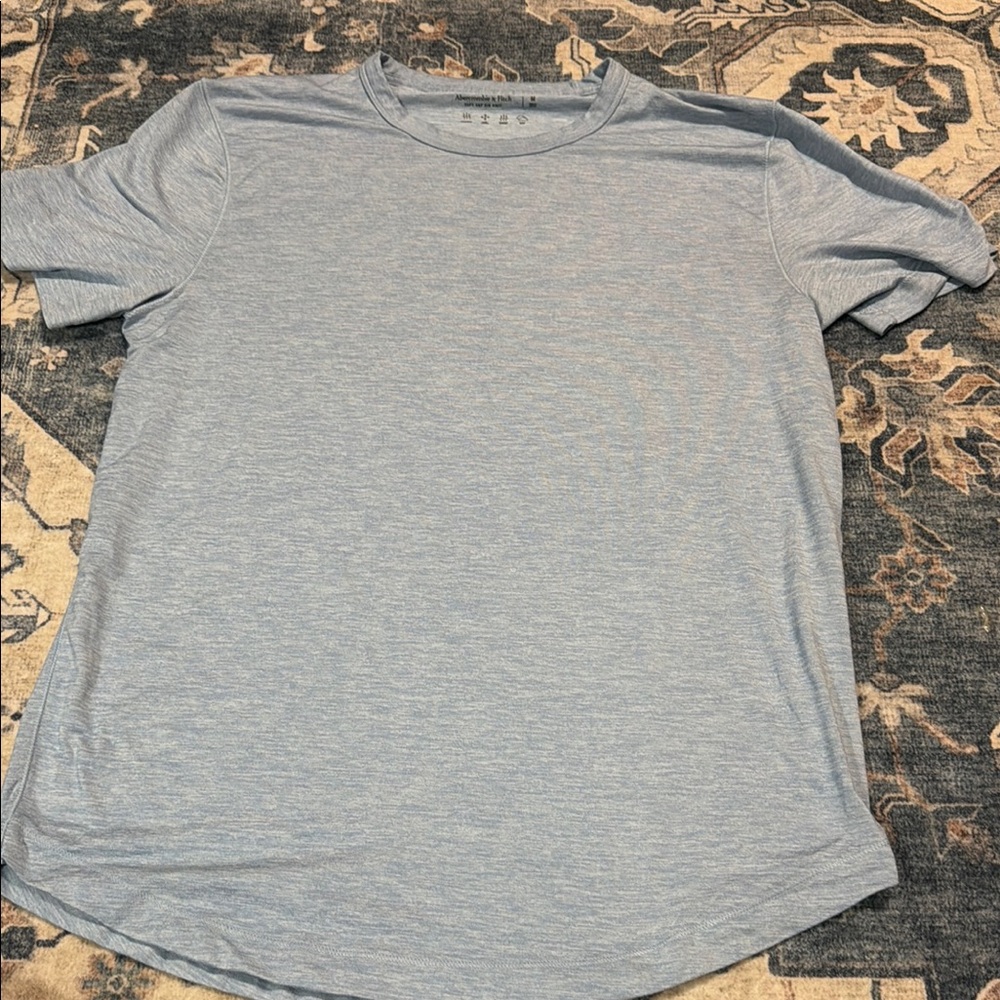 Men's Heather Light Blue Short-Sleeve Crewneck Shirt